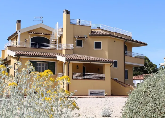 Villa Faro Massolivieri